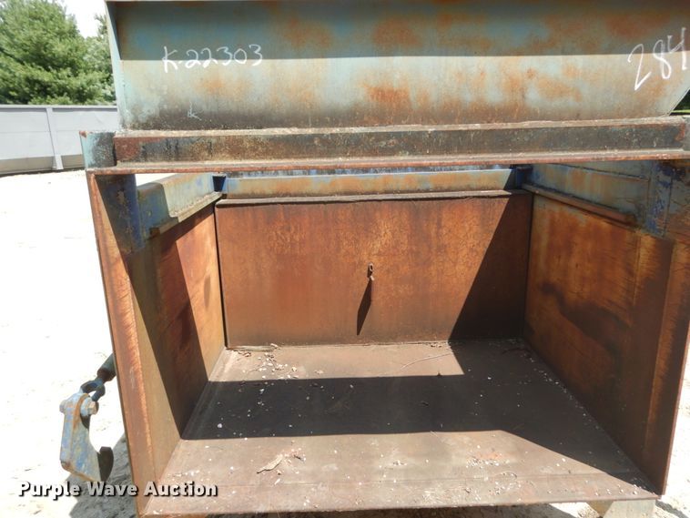 image for item GR9725 Stationary compactor