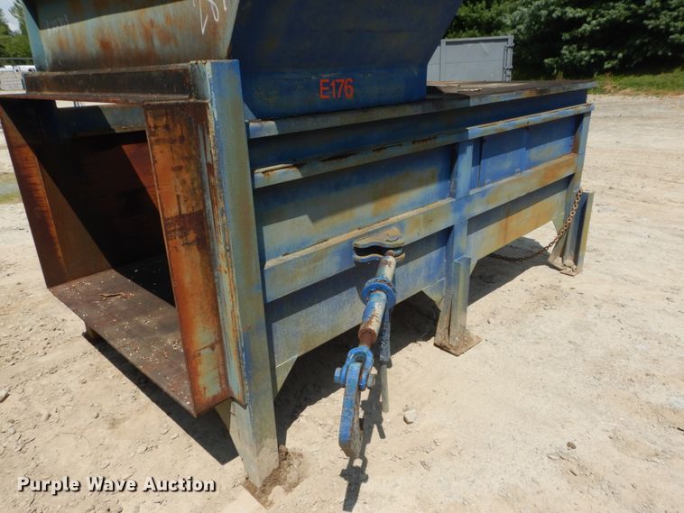 image for item GR9725 Stationary compactor