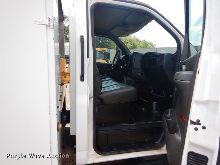 image for item GR9747 2006 Chevrolet C5500  service truck