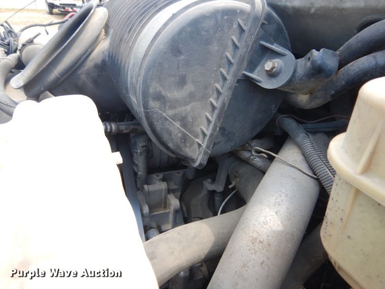 image for item GR9747 2006 Chevrolet C5500  service truck