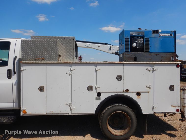 image for item GR9747 2006 Chevrolet C5500  service truck