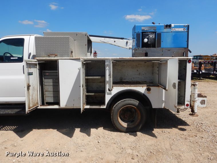 image for item GR9747 2006 Chevrolet C5500  service truck