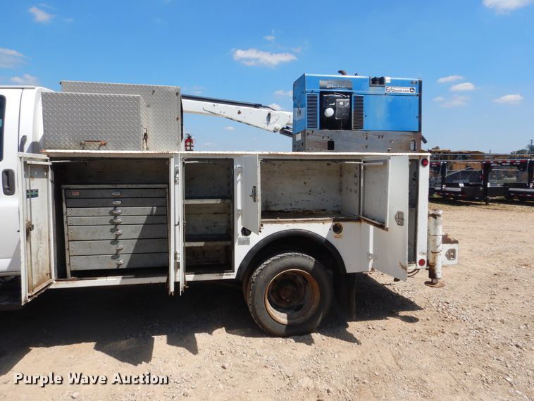 image for item GR9747 2006 Chevrolet C5500  service truck