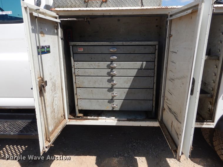 image for item GR9747 2006 Chevrolet C5500  service truck