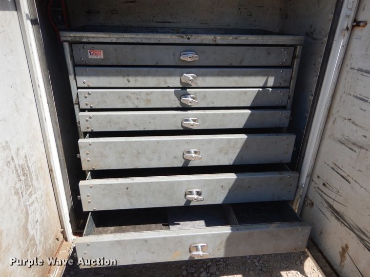 image for item GR9747 2006 Chevrolet C5500  service truck