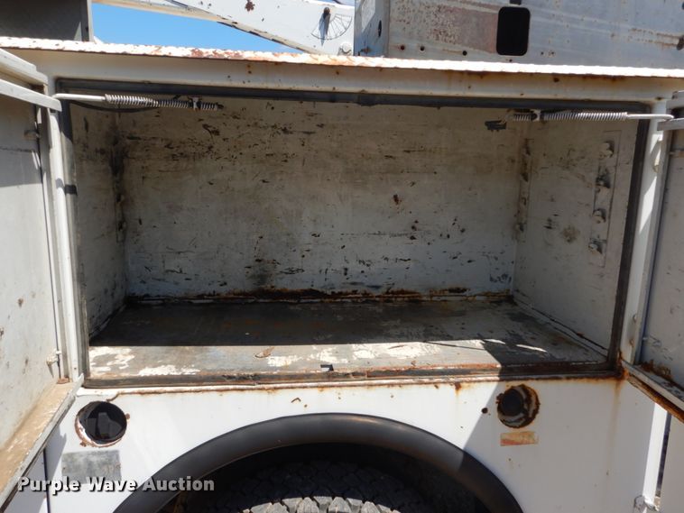 image for item GR9747 2006 Chevrolet C5500  service truck