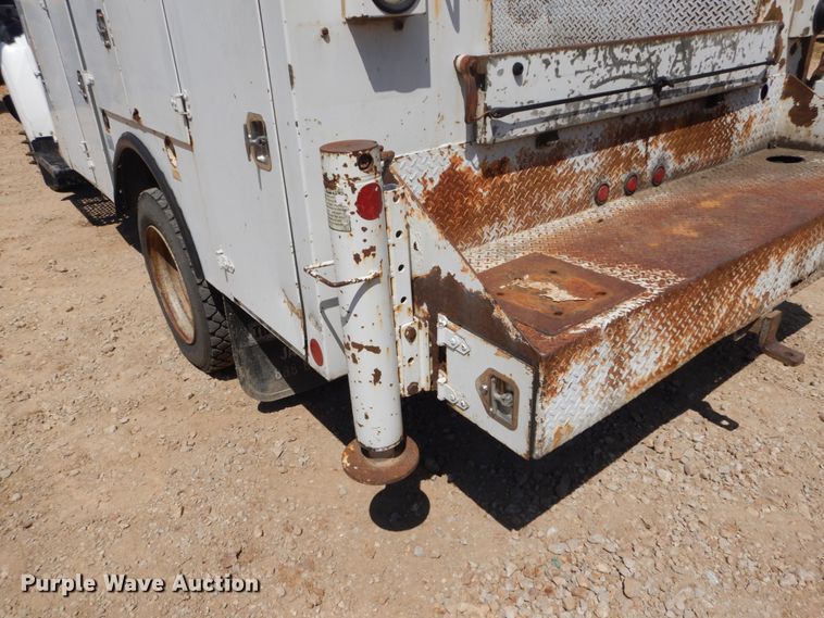 image for item GR9747 2006 Chevrolet C5500  service truck