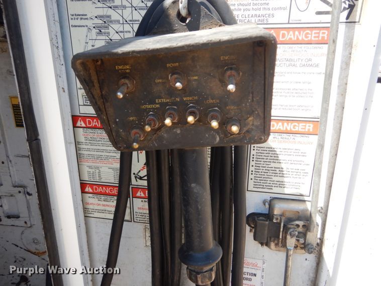 image for item GR9747 2006 Chevrolet C5500  service truck