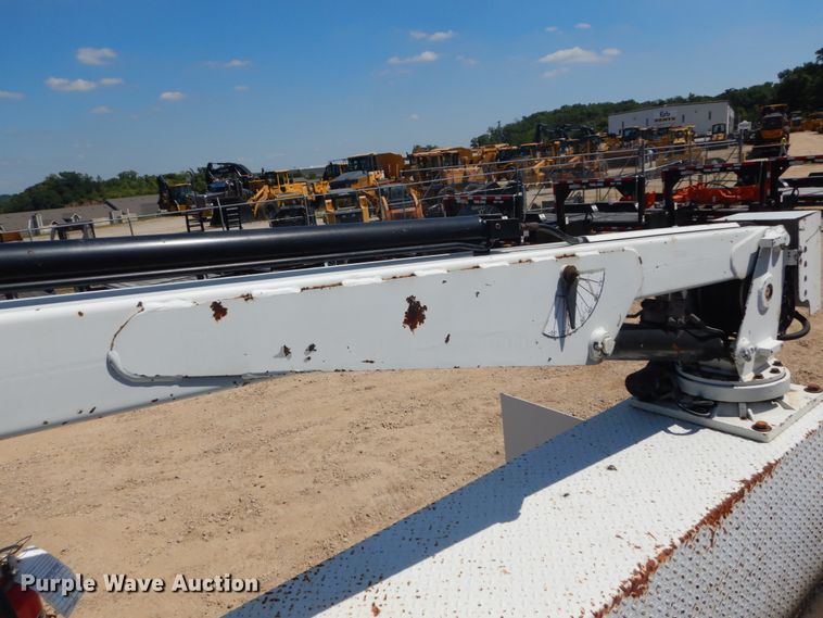 image for item GR9747 2006 Chevrolet C5500  service truck