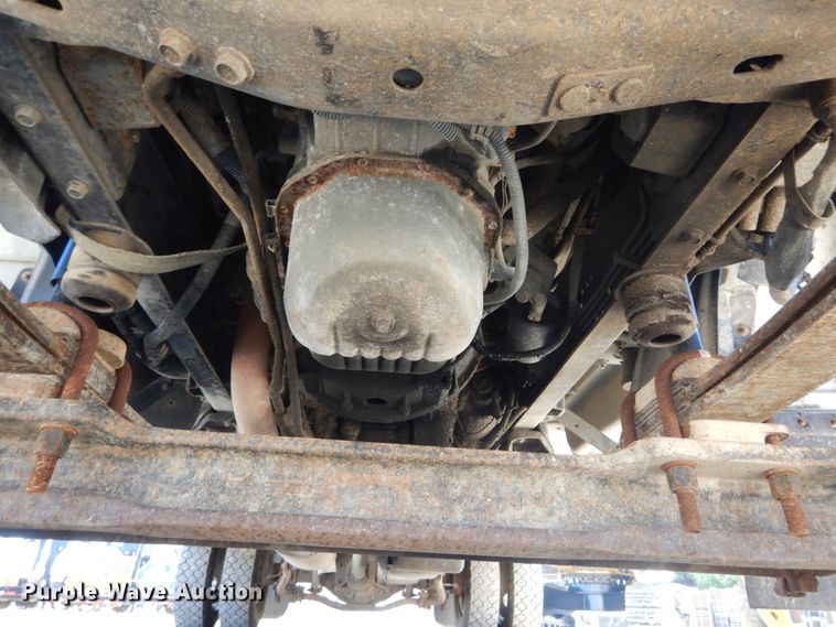 image for item GR9747 2006 Chevrolet C5500  service truck