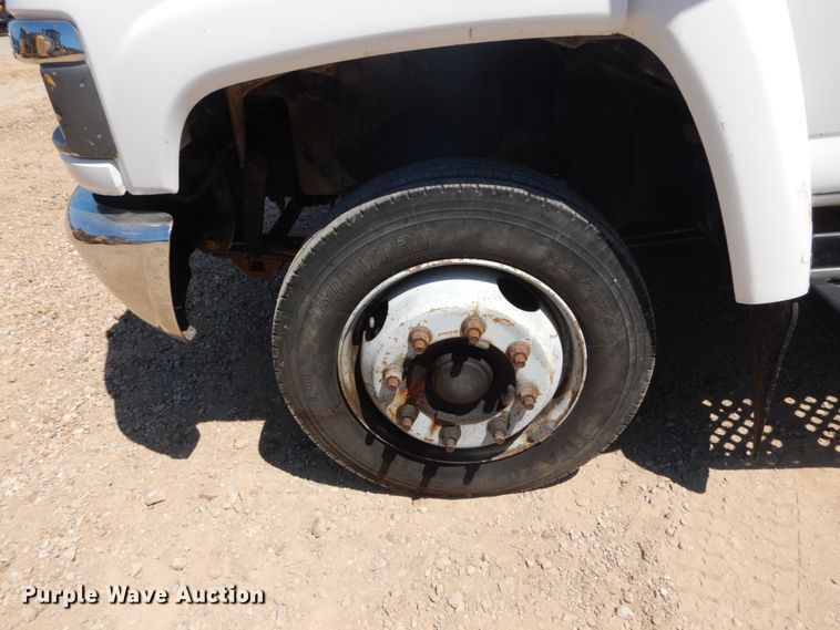image for item GR9747 2006 Chevrolet C5500  service truck