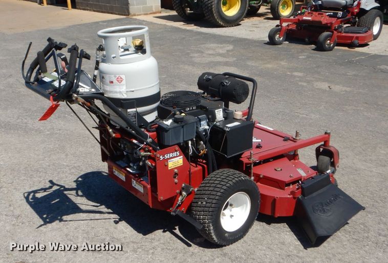 image for item GR9748 Ex Mark Turf Tracer S-Series lawn mower