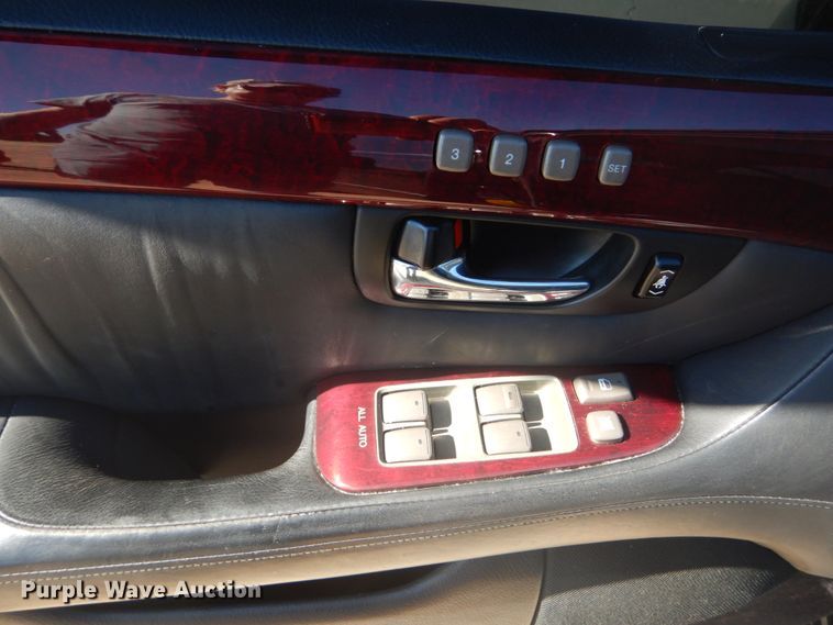 image for item GR9750 2003 Lexus LS430