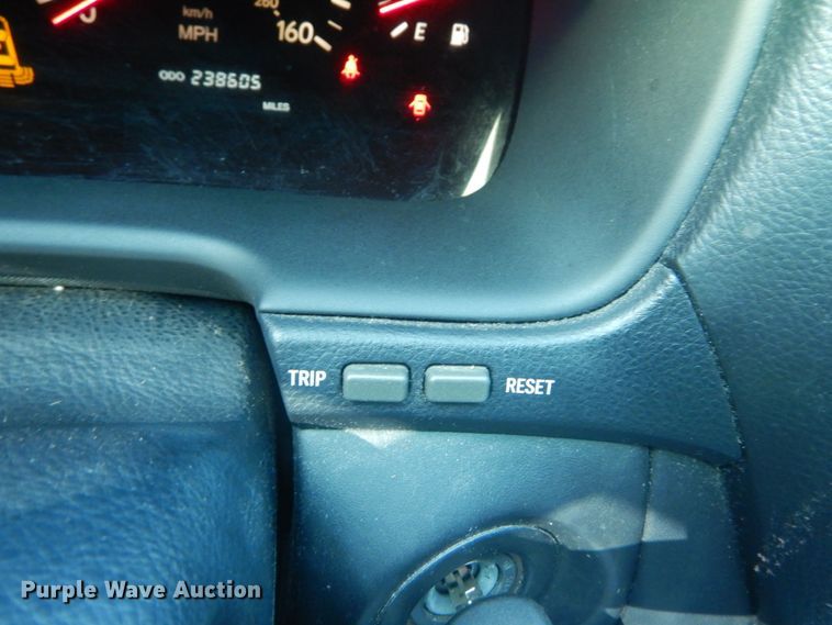 image for item GR9750 2003 Lexus LS430