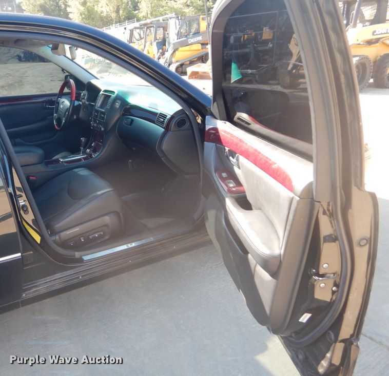 image for item GR9750 2003 Lexus LS430