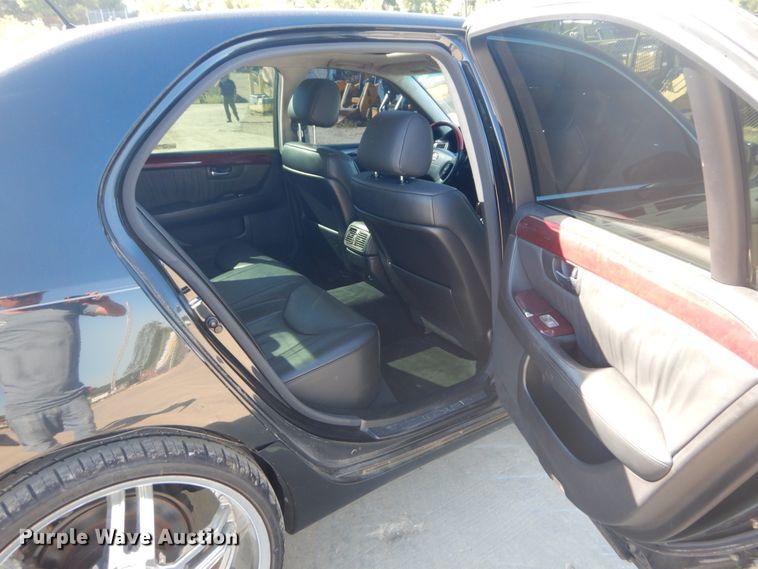 image for item GR9750 2003 Lexus LS430