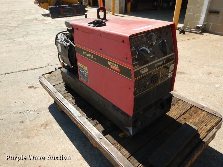 image for item GR9756 Lincoln Electric Ranger 8 welder