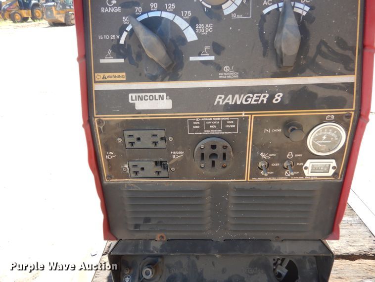 image for item GR9756 Lincoln Electric Ranger 8 welder