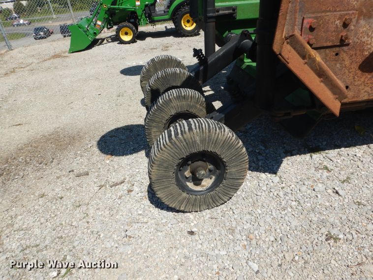 image for item GR9757 Bush Hog 2615L batwing rotary mower