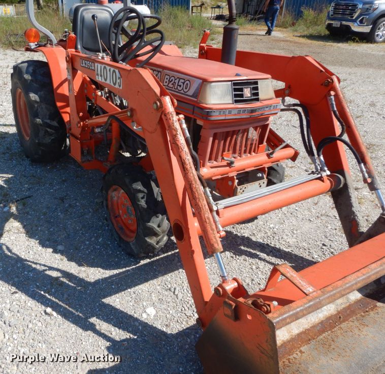image for item GR9765 Kubota B2150  tractor