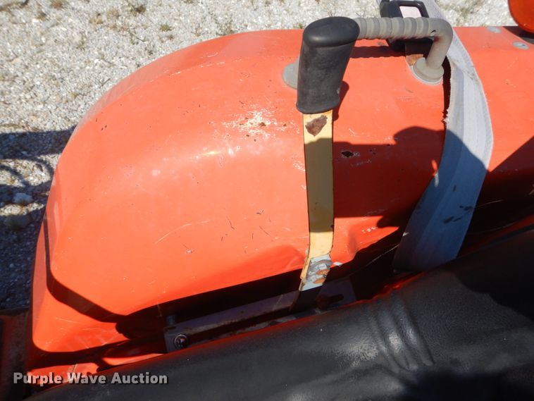 image for item GR9765 Kubota B2150  tractor