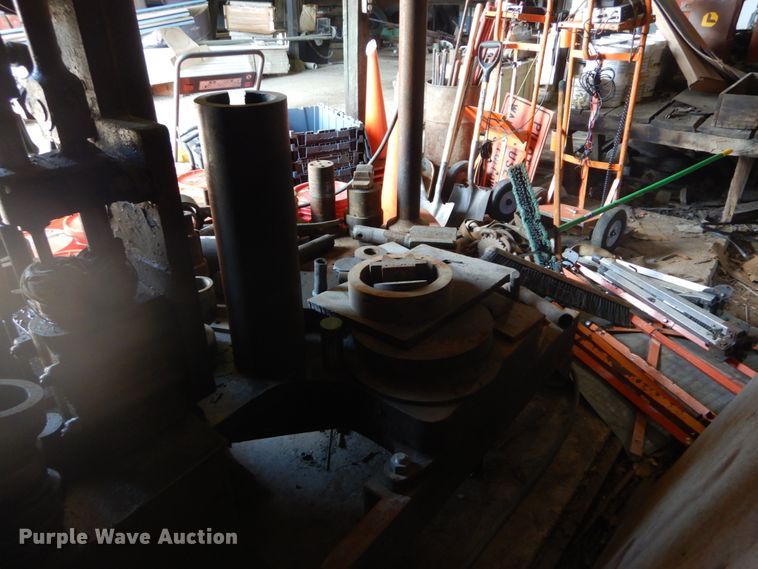 image for item GR9769 Press