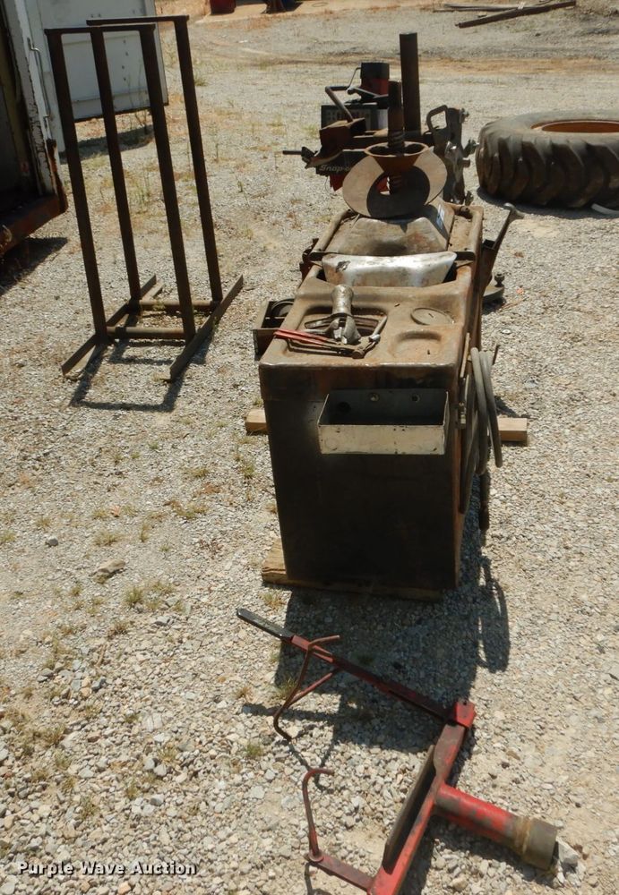 image for item GR9771 Tools