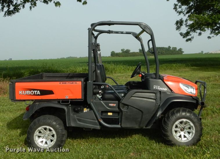 image for item GV9088 2015 Kubota X1120D  utility vehicle