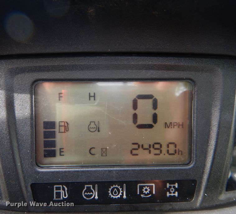 image for item GV9088 2015 Kubota X1120D  utility vehicle