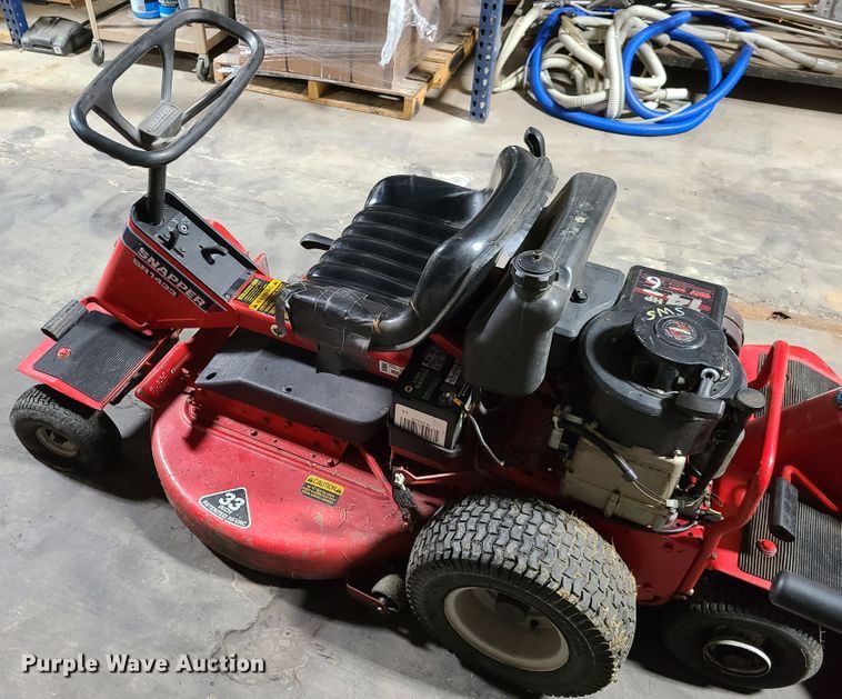 image for item GY9489 (2) Snapper SR1433 lawn mowers