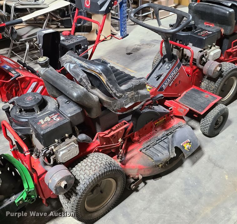 image for item GY9490 (2) Snapper SR1433 lawn mowers