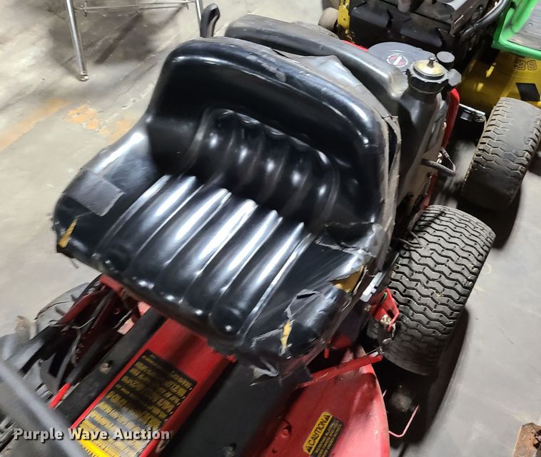 image for item GY9490 (2) Snapper SR1433 lawn mowers