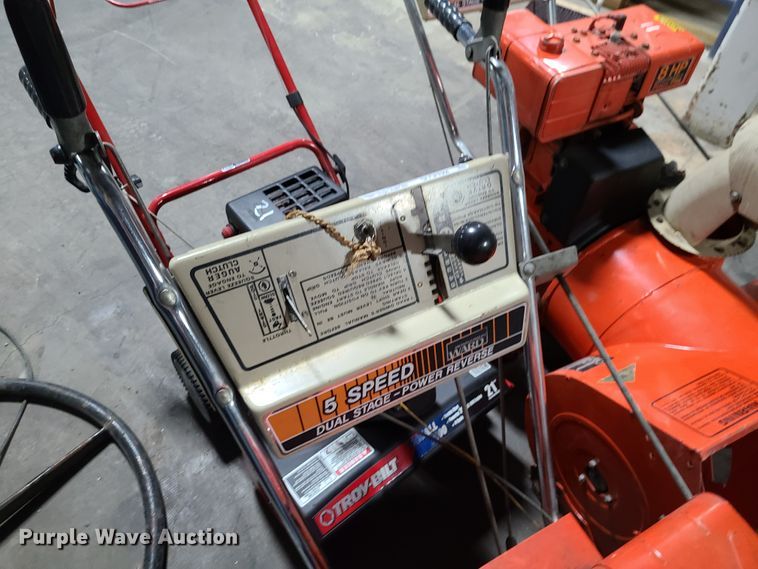 image for item GY9492 (3) snow blowers