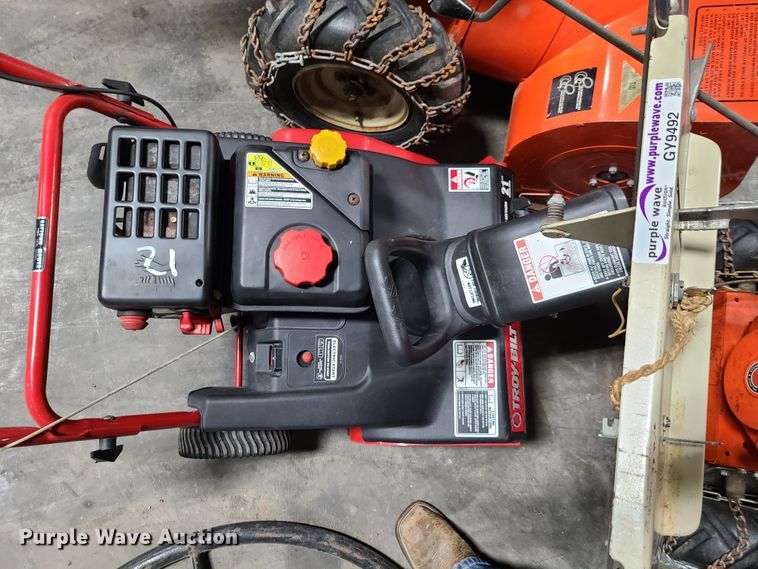 image for item GY9492 (3) snow blowers