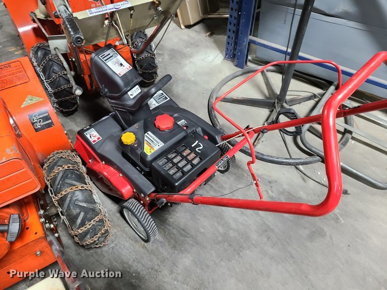 image for item GY9492 (3) snow blowers