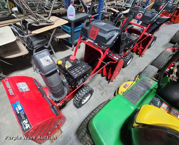 image for item GY9493 (3) Troy-Bilt Storm 5024 snow blowers