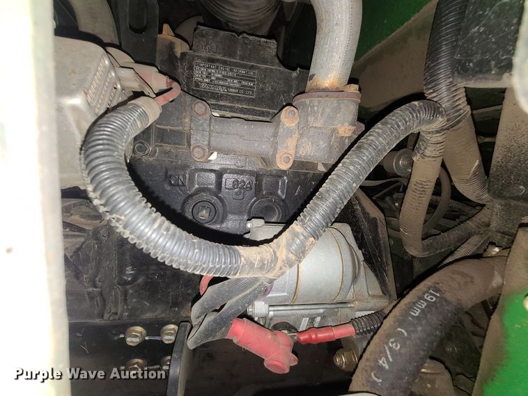 image for item GY9496 John Deere 997 ZTR lawn mower