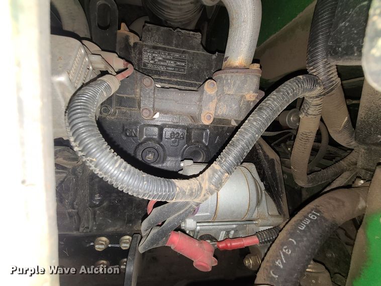 image for item GY9496 John Deere 997 ZTR lawn mower