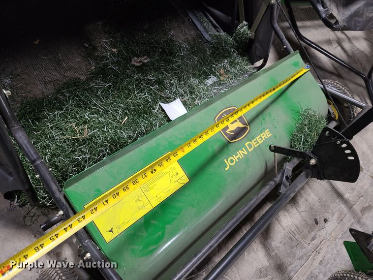 image for item GY9497 (3) John Deere leaf baggers