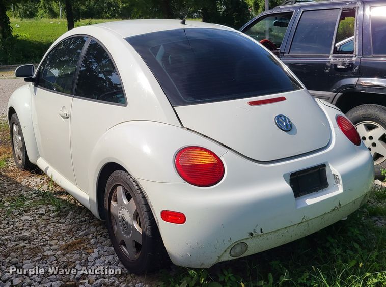 image for item GY9553 1998 Volkswagen New Bettle