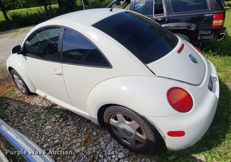 image for item GY9553 1998 Volkswagen New Bettle