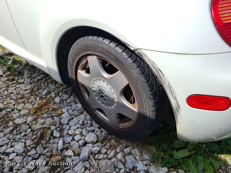 image for item GY9553 1998 Volkswagen New Bettle