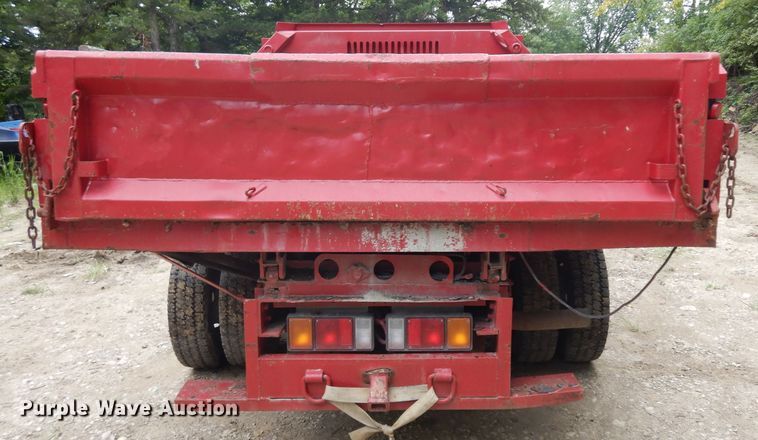 image for item HA9386 1999 Ford F550 Super Duty  dump truck