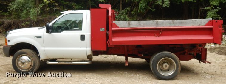 image for item HA9386 1999 Ford F550 Super Duty  dump truck