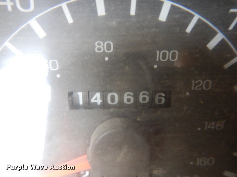 image for item HA9386 1999 Ford F550 Super Duty  dump truck