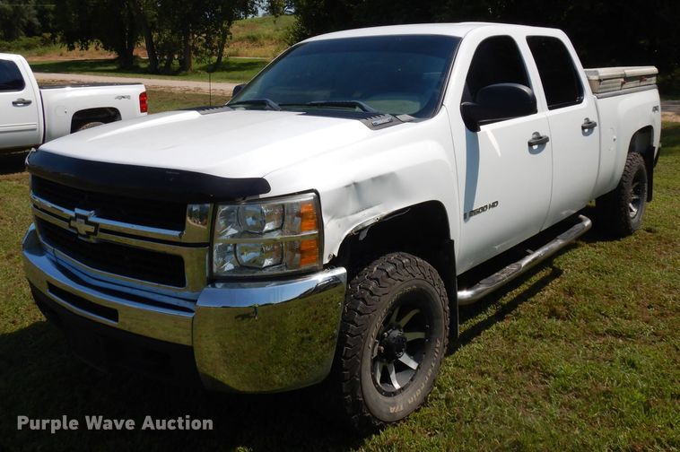image for item HA9409 2009 Chevrolet Silverado 2500HD  Crew Cab pickup truck