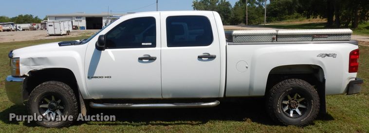 image for item HA9409 2009 Chevrolet Silverado 2500HD  Crew Cab pickup truck
