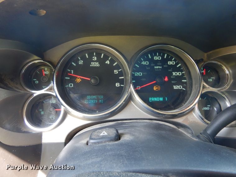 image for item HA9409 2009 Chevrolet Silverado 2500HD  Crew Cab pickup truck