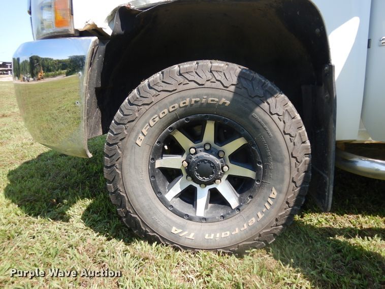 image for item HA9409 2009 Chevrolet Silverado 2500HD  Crew Cab pickup truck