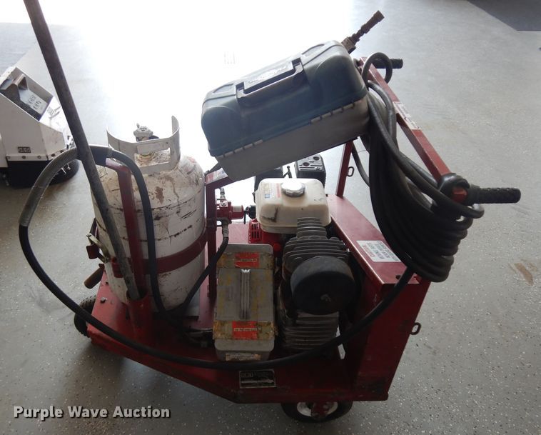 image for item HA9454 Asphalt cleaner